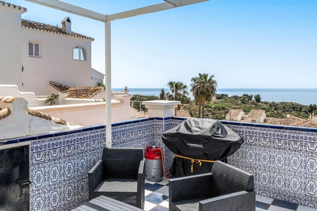 Oasis 16 Lägenhet Nerja Exteriör bild
