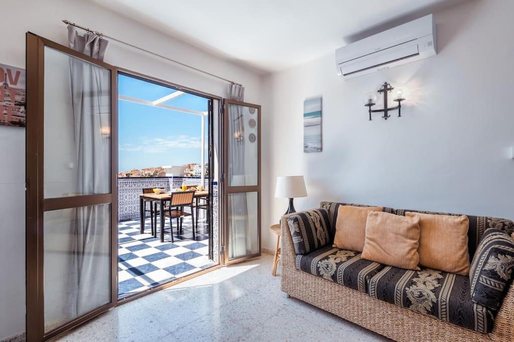 Oasis 16 Lägenhet Nerja Exteriör bild